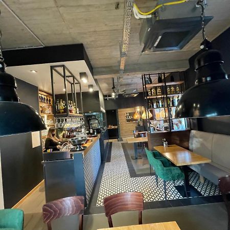 Hotel Am Stadion Vanino Cucina Italian Bielefeld Luaran gambar